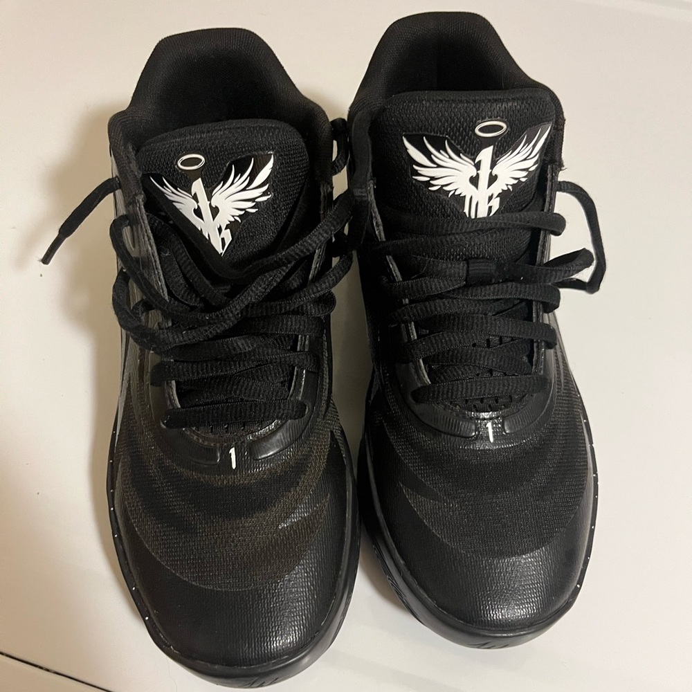 Puma Black Melo 2 Athletic Shoes size US 6.5